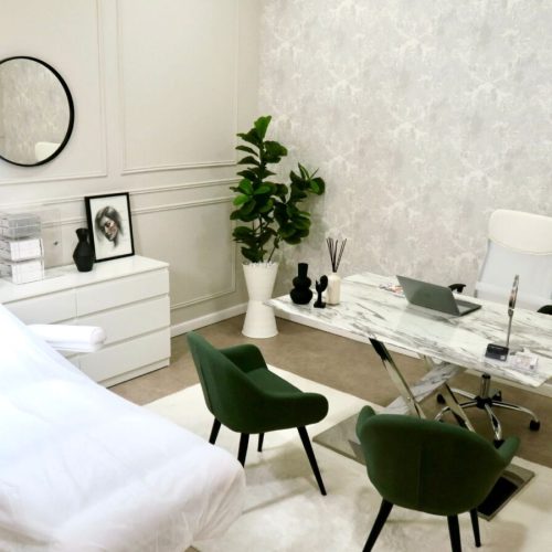 Imagen consultorio especialista clinica roma en málaga